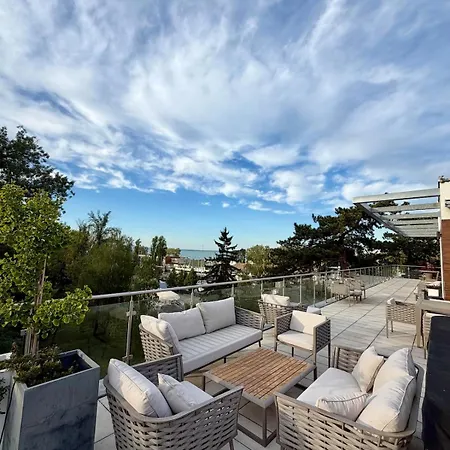 Balaton Skyline Penthouse - Jacuzzi - & * Siófok