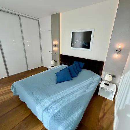 Balaton Skyline Penthouse - Jacuzzi - & * Siófok