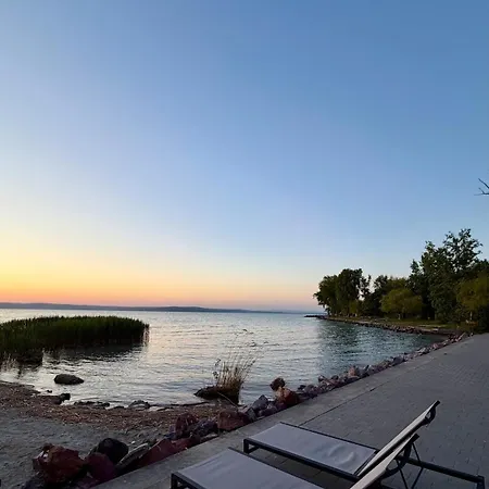 Balaton Skyline Penthouse - Jacuzzi - & Apartamento Siófok